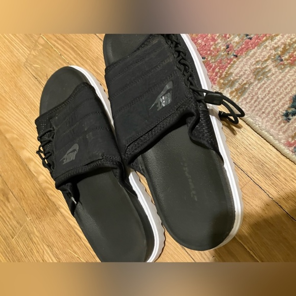 Nike Asuna Black Slide Sandals